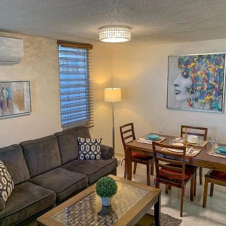Oasis In The South Of The Island With Free Parking And Laundry Apartment Ponce Ngoại thất bức ảnh