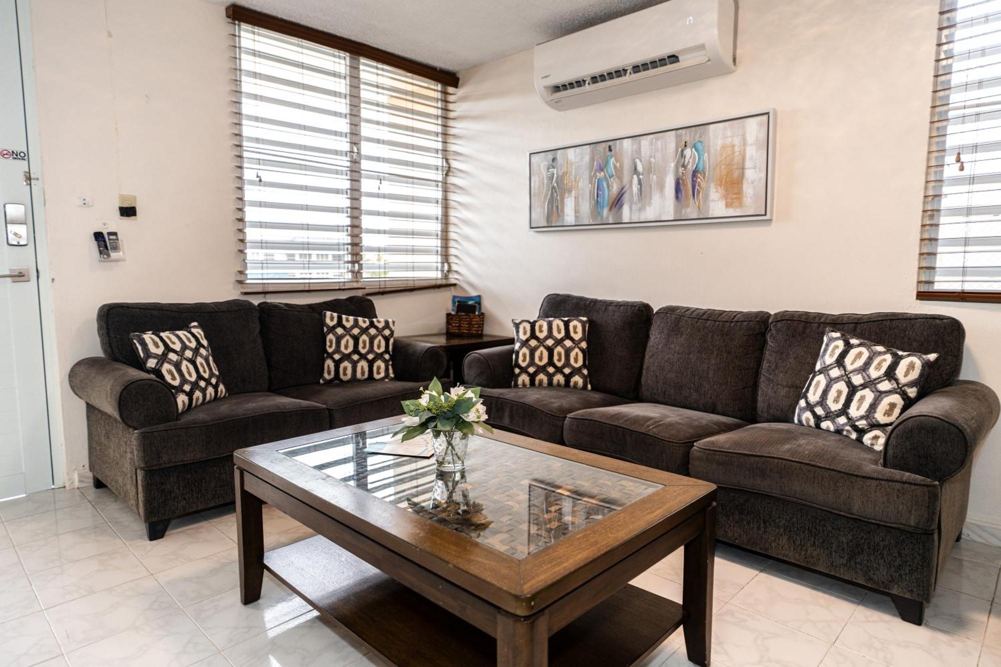 Oasis In The South Of The Island With Free Parking And Laundry Apartment Ponce Ngoại thất bức ảnh